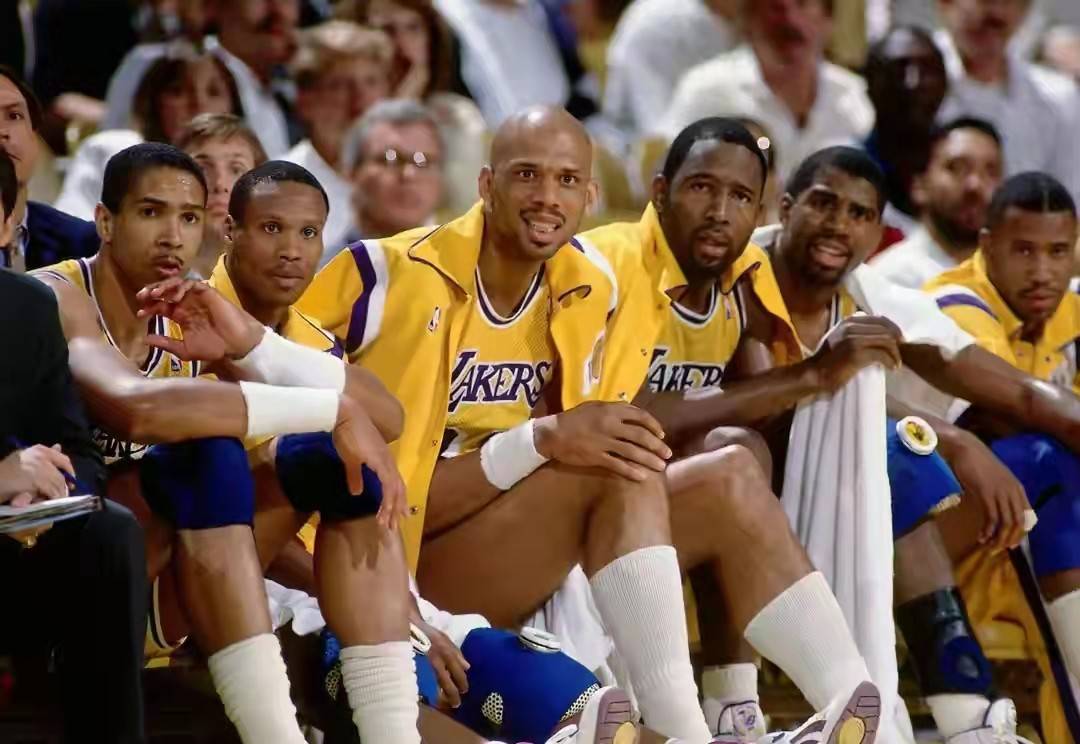 罗体：亚特兰大对帕莱斯特拉要价超4000万欧，球员可能去英超（罗马体育报：亚特兰大为帕莱斯特拉标价逾4000万欧，球员或转战英超）