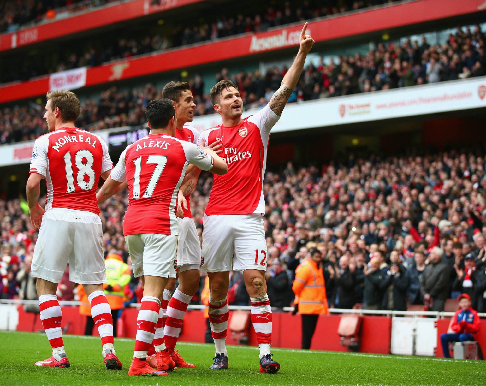 篮球勇士替补球员连续三场得分上双（勇士替补球员连续三战得分上双）