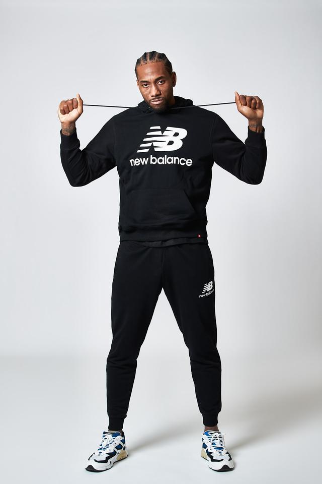 能否说明问题？74611人现场观看英格兰女足vs中国女足热身赛（英格兰女足vs中国女足热身赛吸引74611人到场，这个数字说明了什么？）