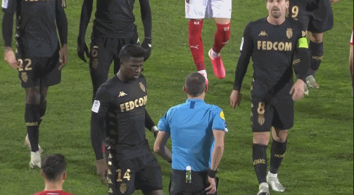 0-0，40岁阿森纳旧将染红+少2人都不输，西甲倒数第一逼平马略卡（0-0！西甲垫底队少两人仍不败，40岁阿森纳旧将染红逼平马略卡）