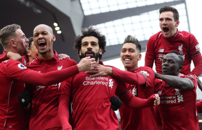 塔图姆单场50分创个人新高（塔图姆轰下50分刷新职业生涯新高）