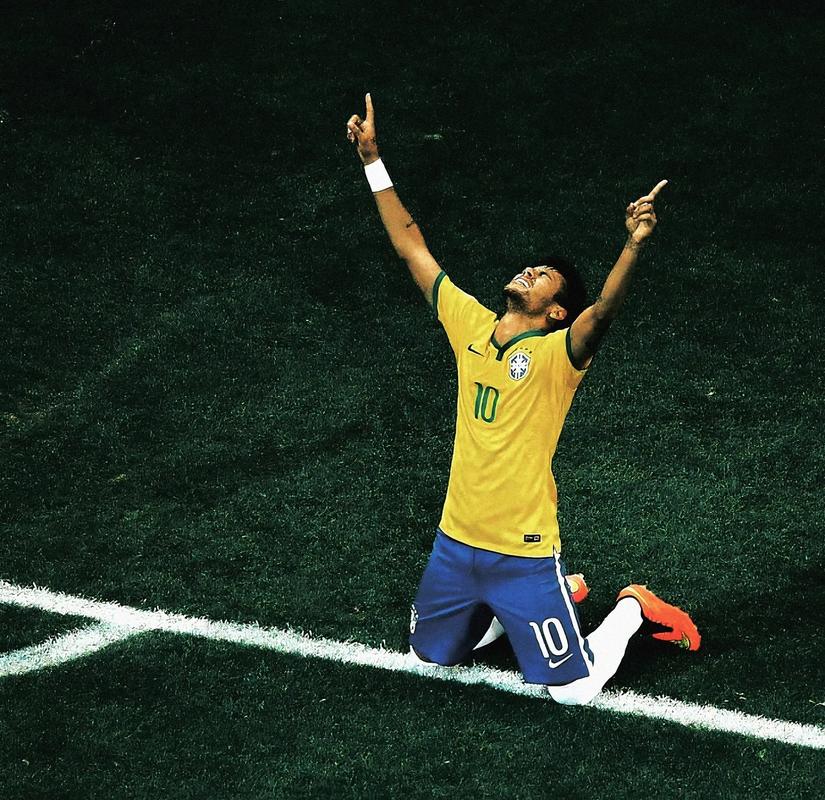 卡里克、鲁尼和弗莱彻，都在曼联青训体系。