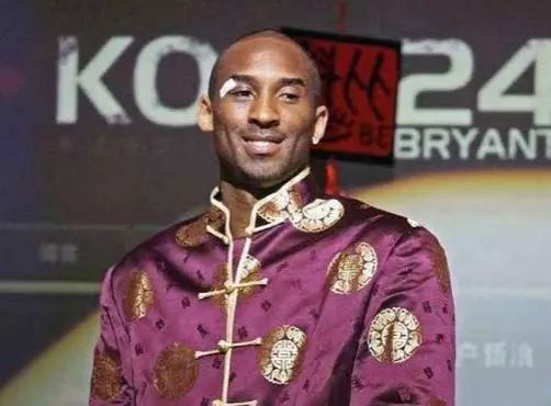 阿斯：拉什福德回归合练，预计将入选巴萨欧冠战切尔西大名单（阿斯报道：拉什福德重返合练，有望进入巴萨欧冠战切尔西名单）