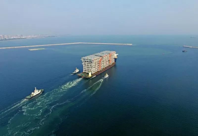 萨拉赫不满上场时间但无意冬窗离队，埃及足协称其仍将创造历史（萨拉赫不满出场时间但无冬窗离队意向，埃及足协：他仍将续写历史）